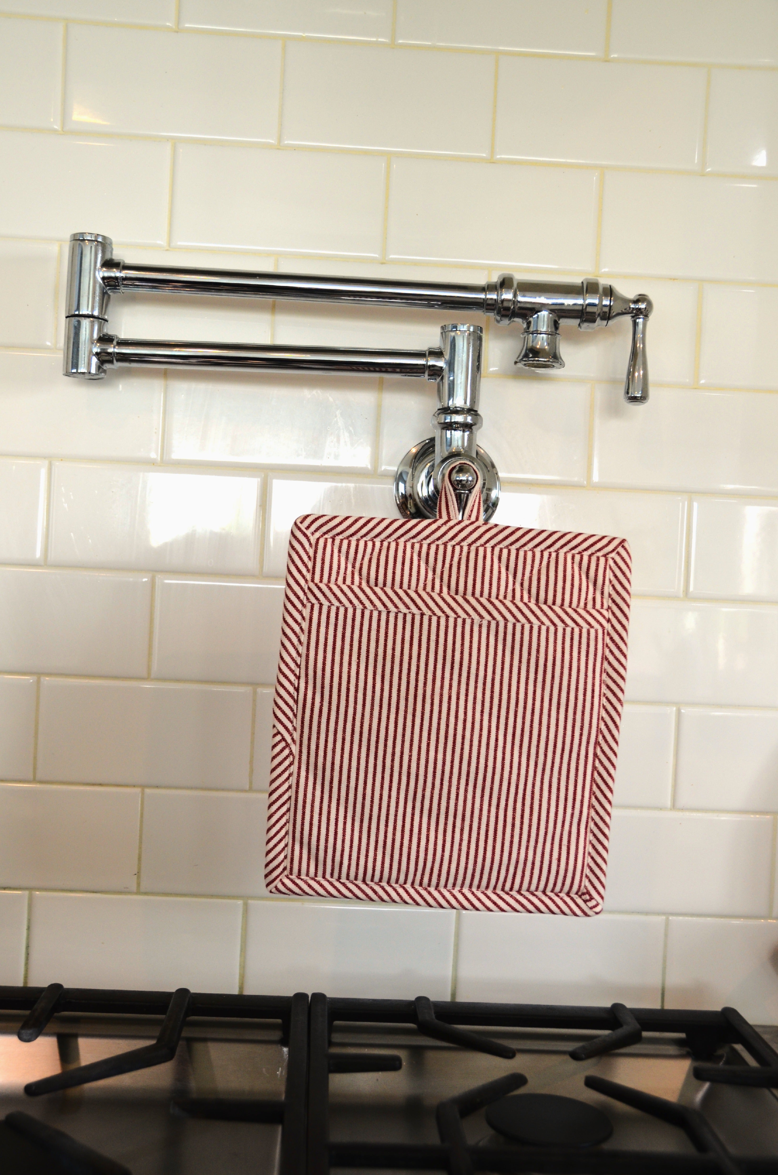 Heritage Ticking Pot Holder